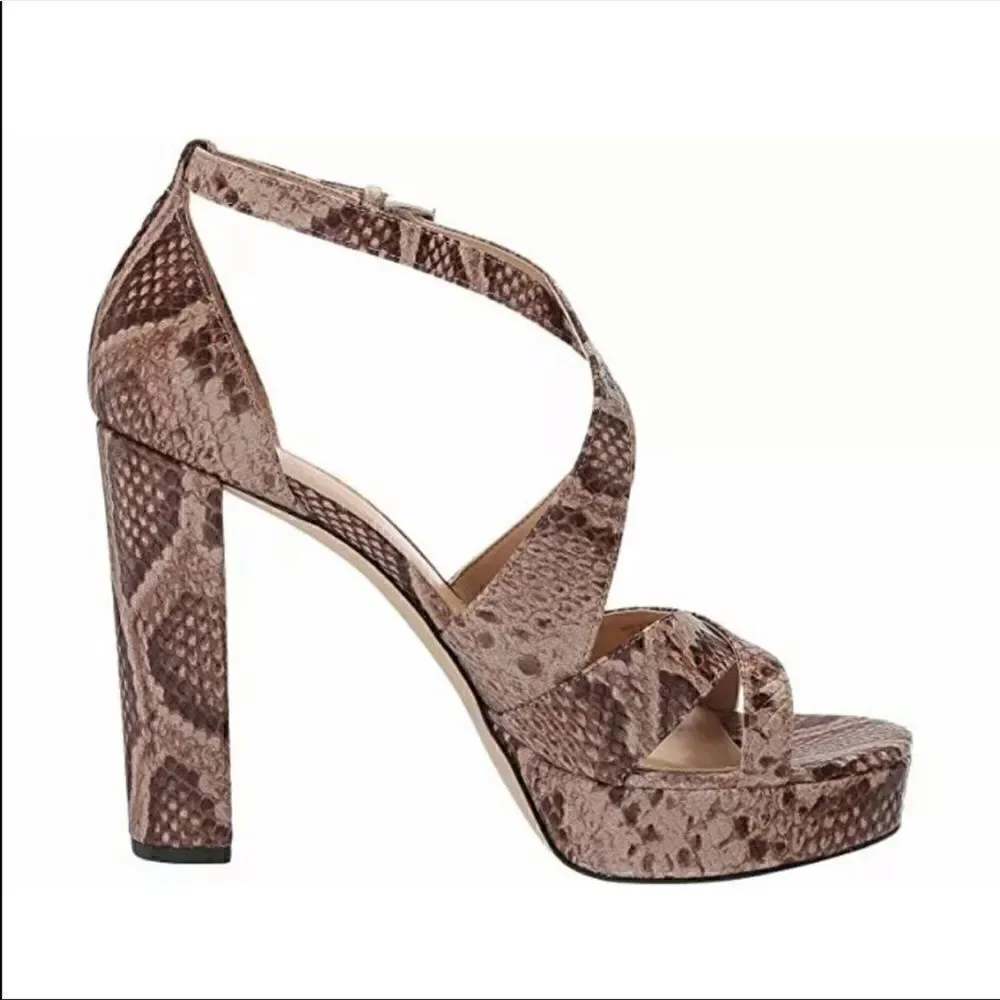 Michael KORS Lorene Leather Platform Sandal